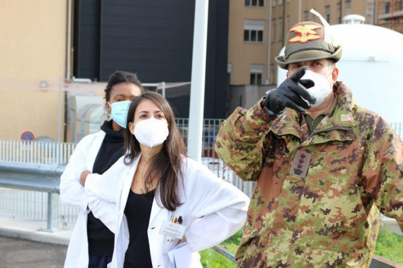 Covid: la Regione e l'Esercito allestiscono tensostrutture nei pressi degli ospedali